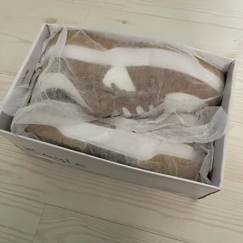 Platform sneakers Size 7 - Image 5