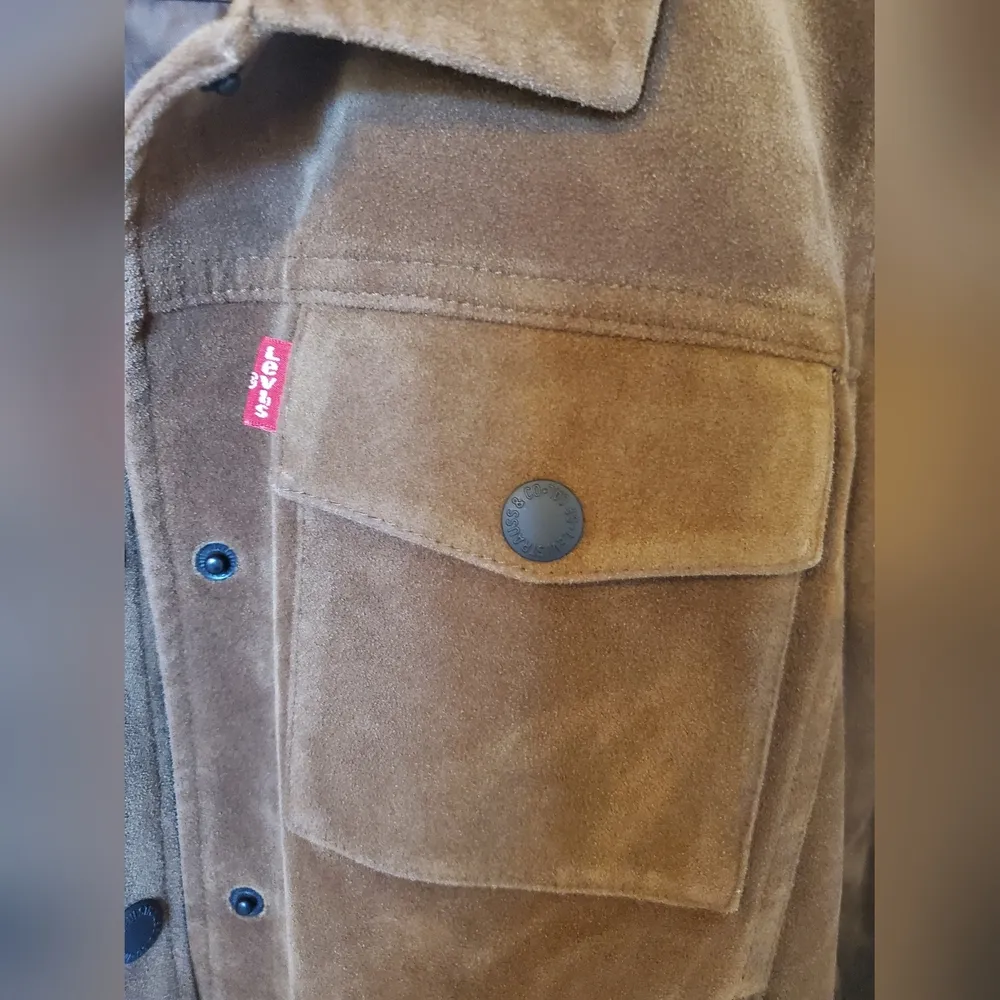 NWOT Levi's Women's Vintage Inspired Faux Suede Modern Trucker Jacket SMALL - Image 6
