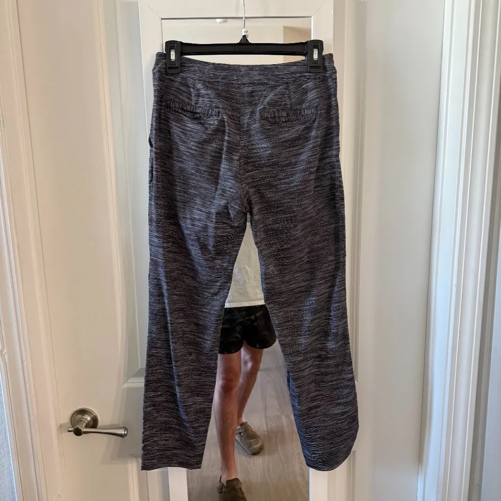 Lululemon Heathered Black Stripe Straight Leg Pants – Size 4 - Image 3