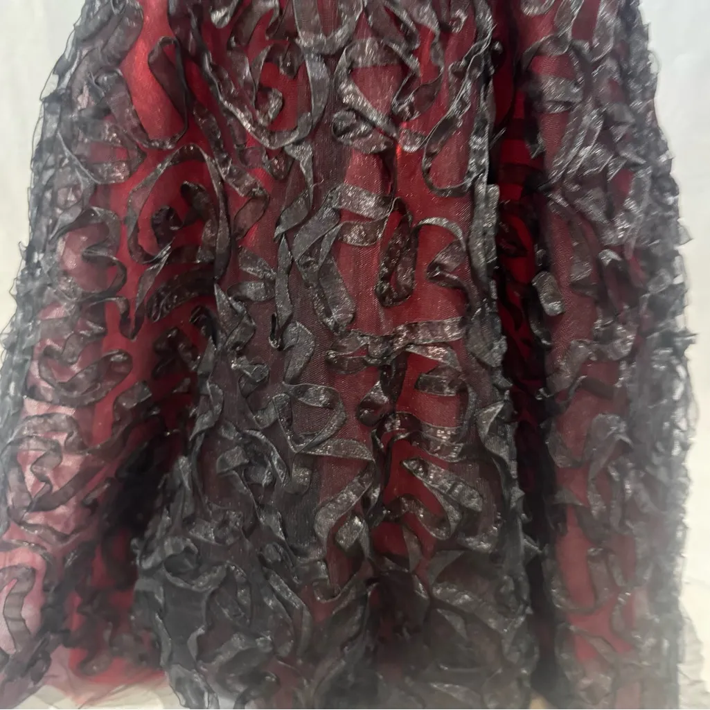 Vintage style stunning burlesque gothic black and red mermaid evening gown small - Image 4