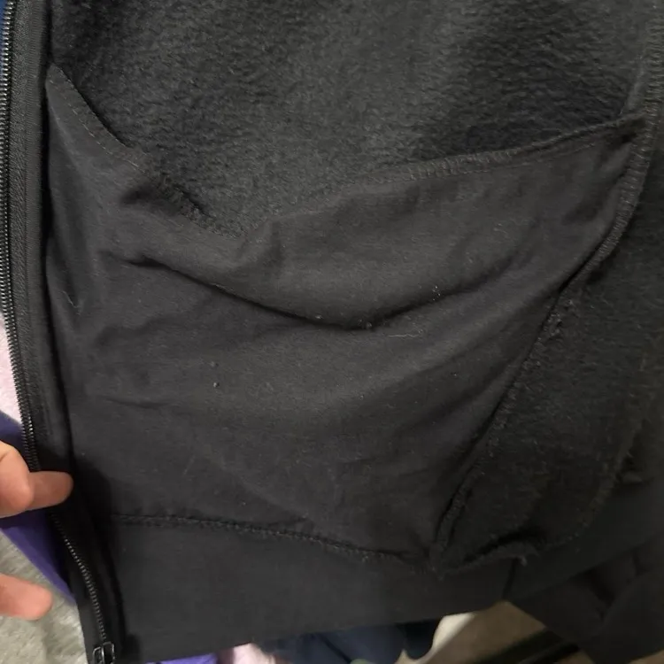 Disney parks black & white unisex L WDW zip up hoodie NWOT - Image 9