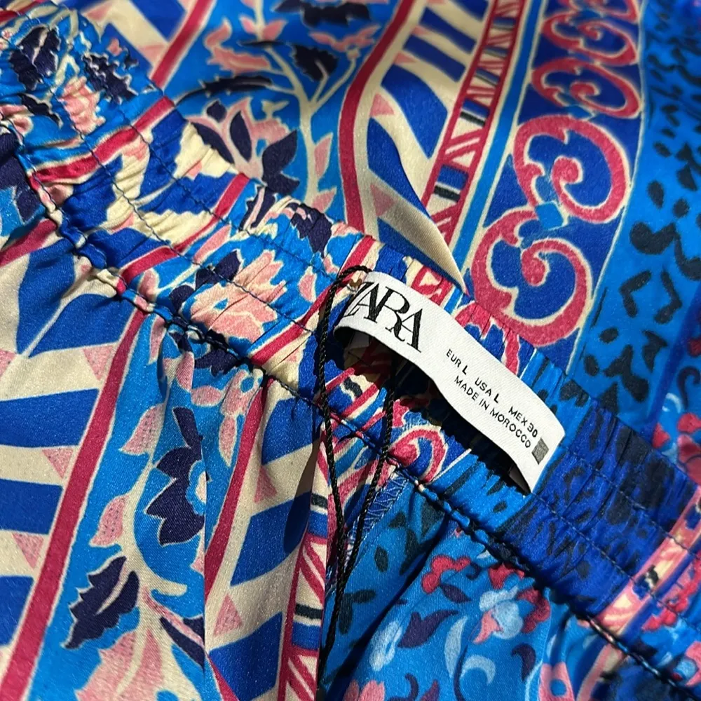 NWT ZARA Women Elastic Waist Hi-Rise Wide-Leg Satin Palazzo Pants - Image 3