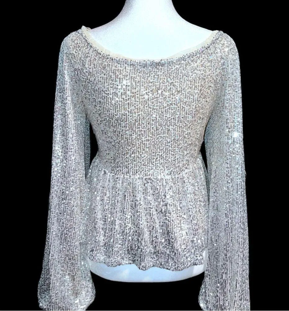 Mi Ami absolutely gorgeous silver sequined top! Silver Size M - Image 8