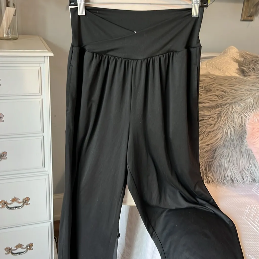 Wide Leg Pants Cross Over Waist Black Silky Stretchy Womens Medium Yoga - Image 6