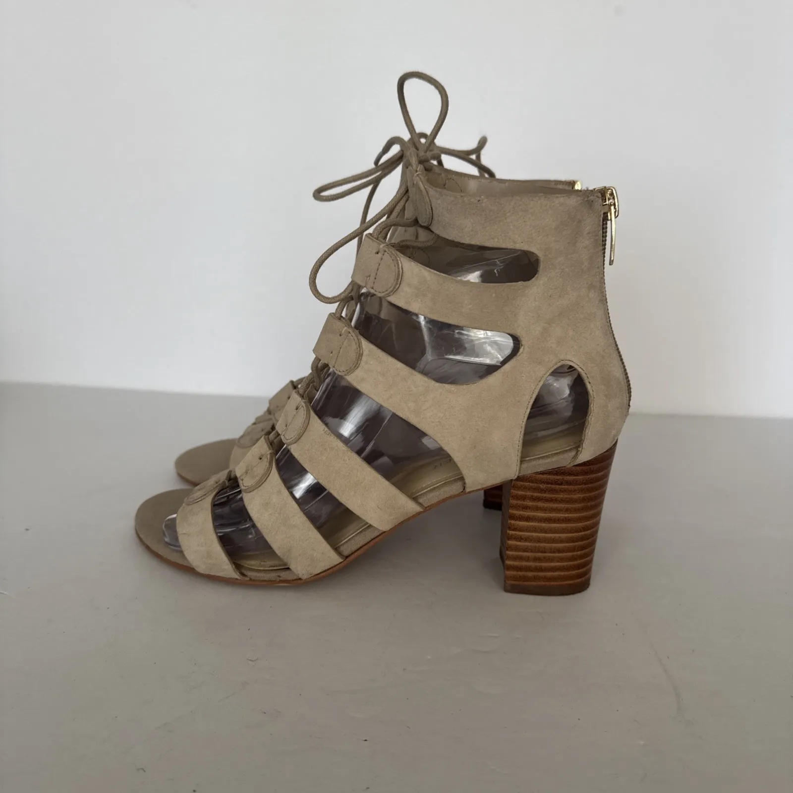 Marc Fisher Gladiator Heels Paradox Taupe Women 8 W Suede Lace Up Gold Zip Party - Image 5