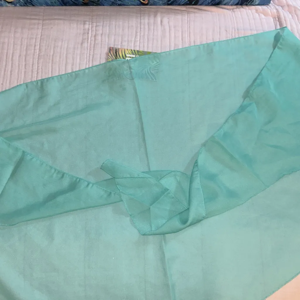 NWT YMI Swimwear Size XL Teal Sarong - Image 6