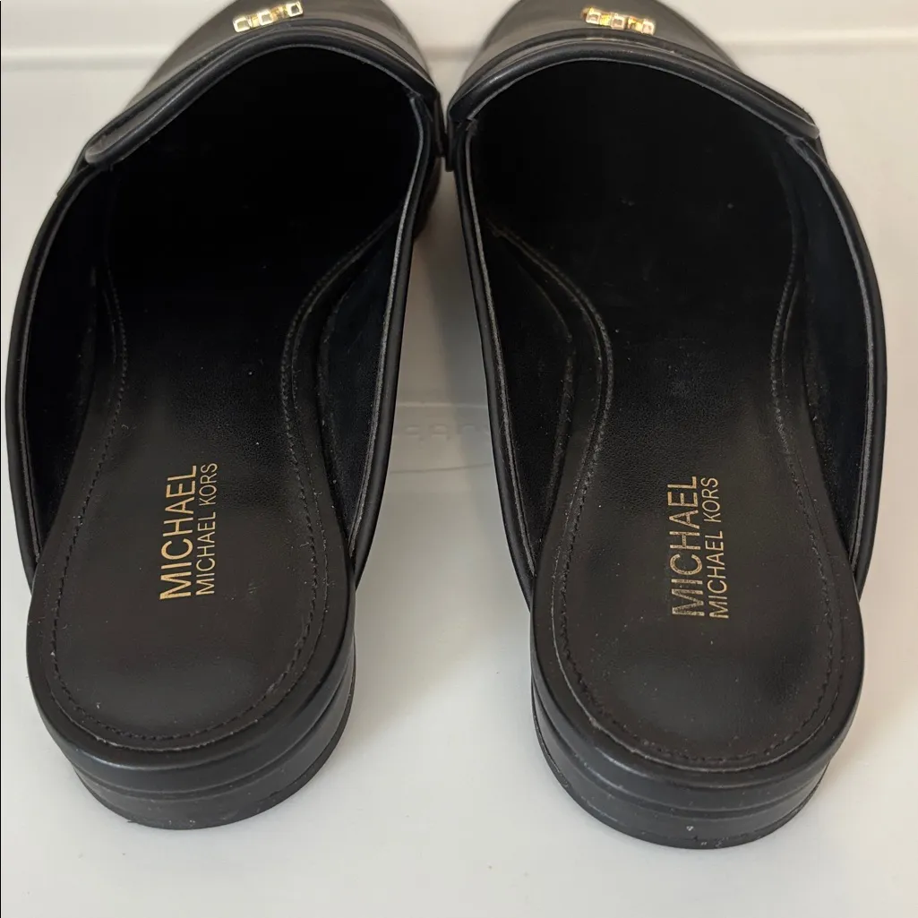 Michael Kors Black Slides Mule Slip On Flat Loafer Metal Logo Clog size 7 - Image 4