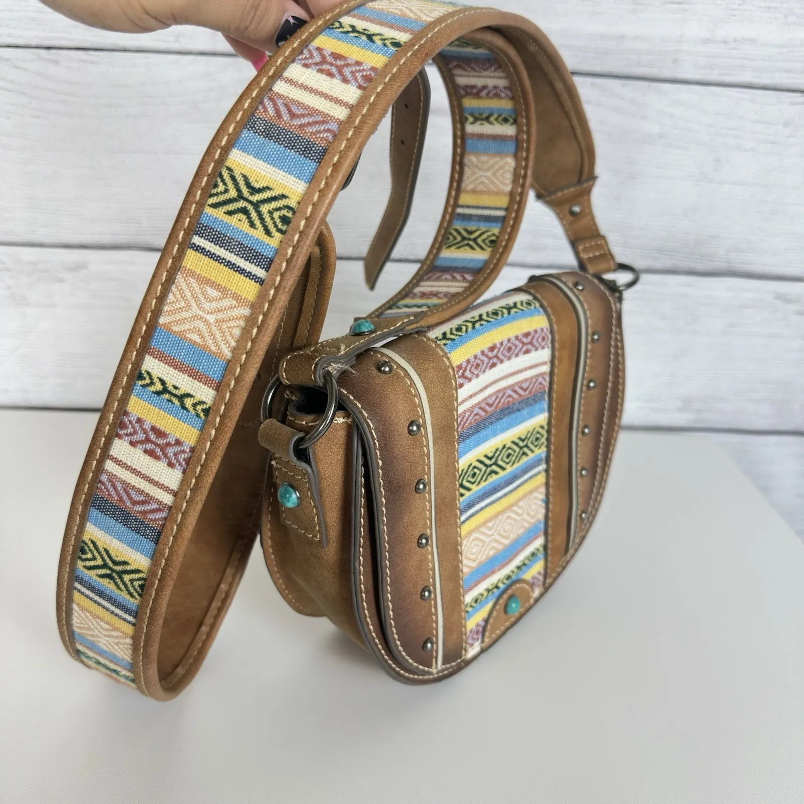 Tony Lama Woven Accent Colorful SaddleBag‎ Leather Southwestern Crossbody Purse - Image 2