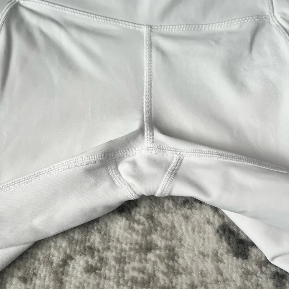 Lululemon Speed Up Tight *28" - Image 6