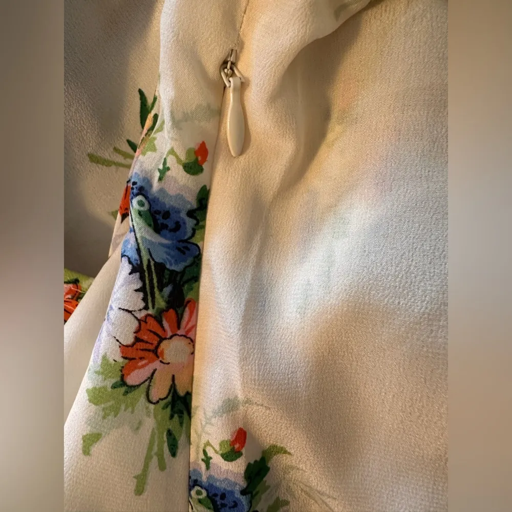 Madewell Silk Shirred-Front Top in Classic Corsage - Image 8