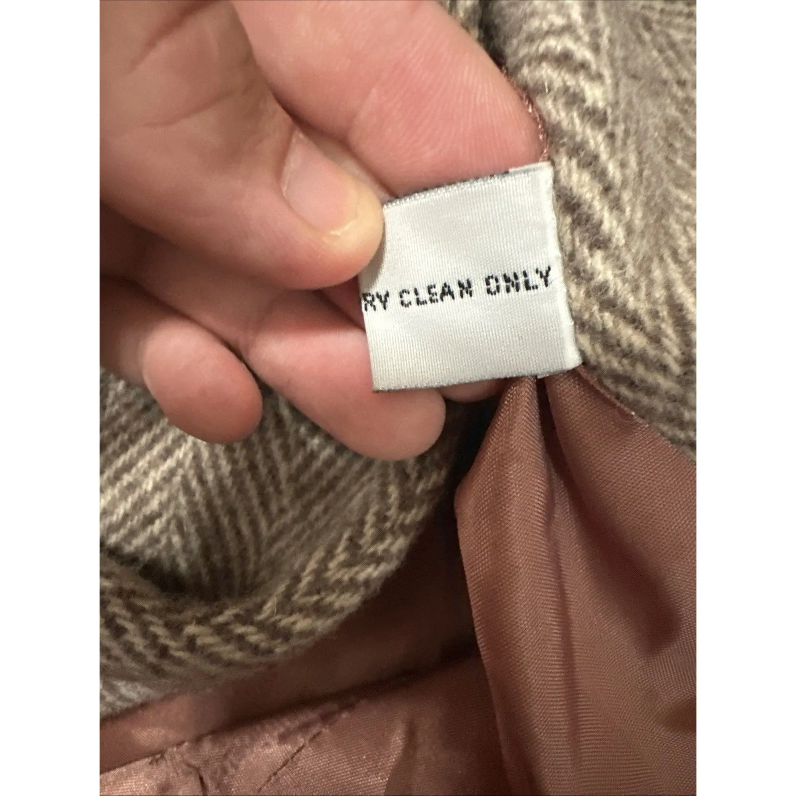 Vintage Noble Fashion Wool Coat Women’s | Herringbone Tweed Long Overcoat Size L - Image 16