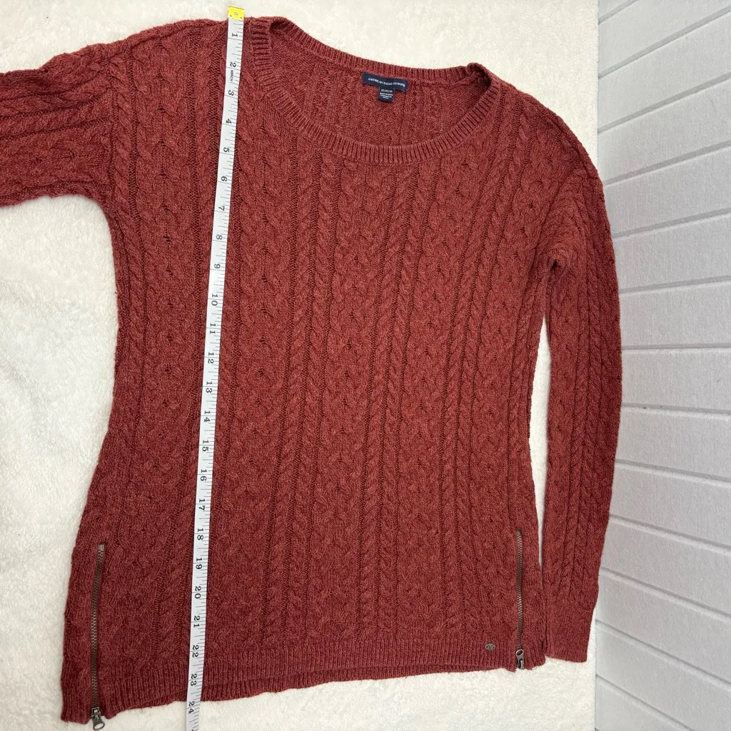 American Eagle  Sweater Womens  Red Wool Blend Light Zip Side Cable Knit Size M - Image 9