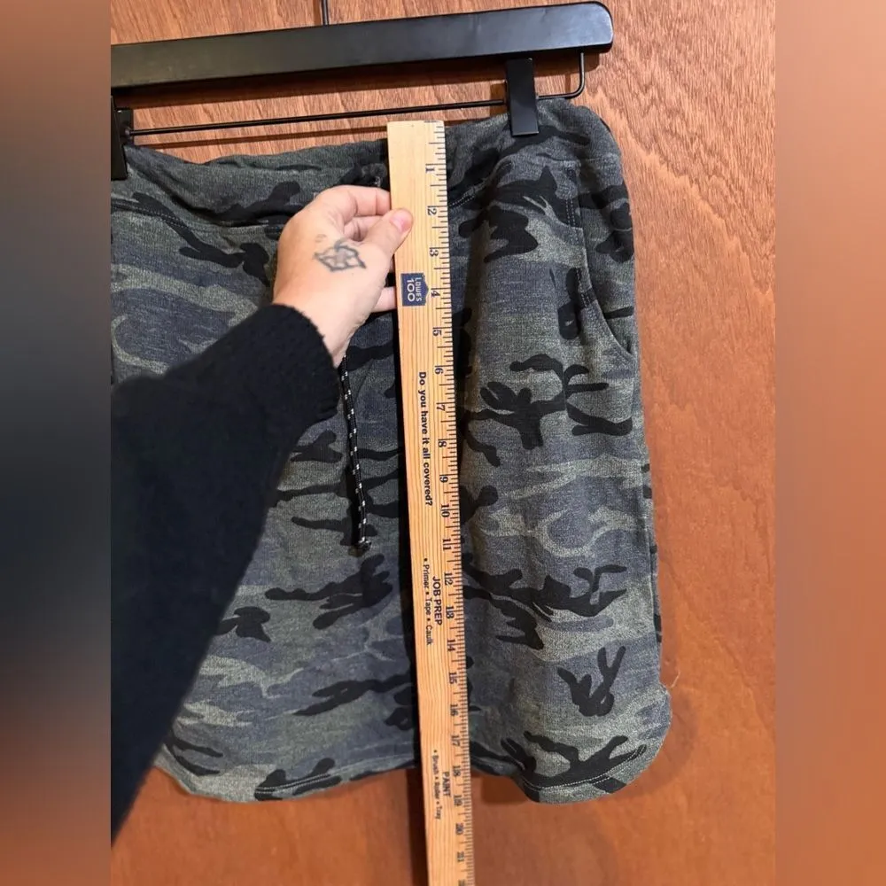 Sundry  Camo mini skirt‎ size 3 (L) - Image 5