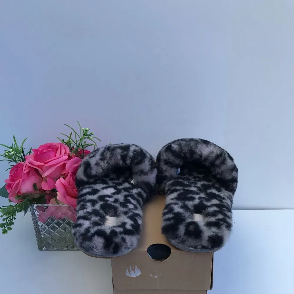 UGG Fluff Slide II Leopard - Image 7