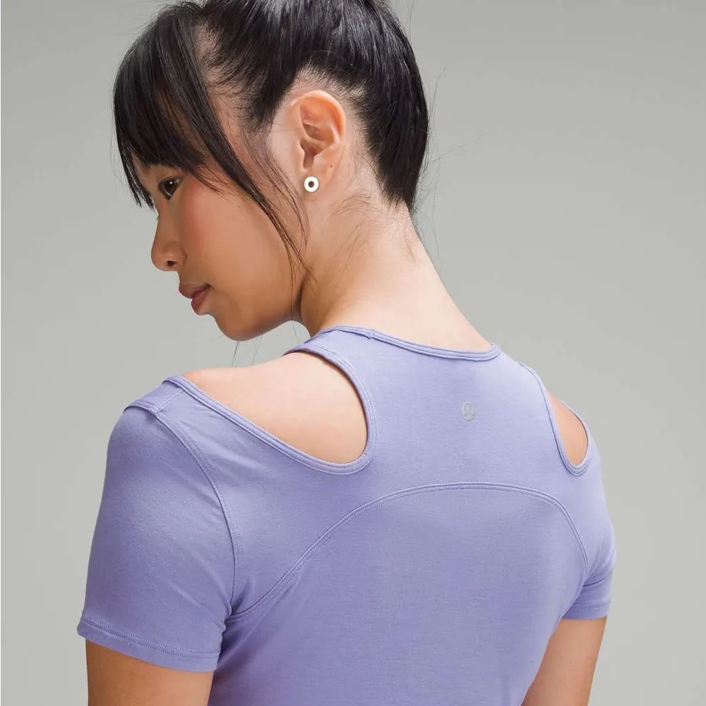 Lululemon Women Shoulder Cut-Out Yoga T-Shirt Dark Lavender Purple Sz 8 - Image 2