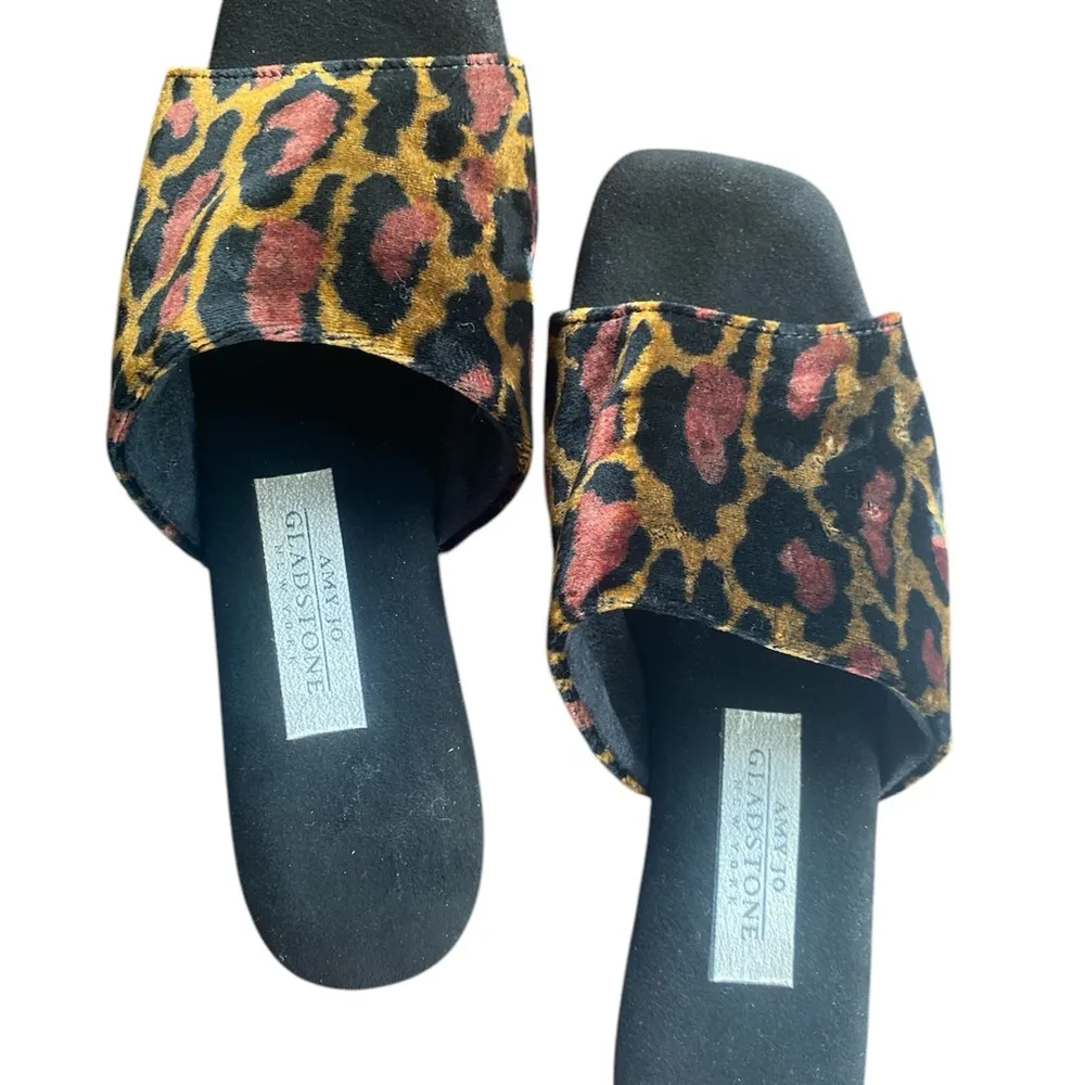 AmyJo Gladstone Leopard Print Textured Slipper with Low Heel Lg Brown Size undefined - Image 2