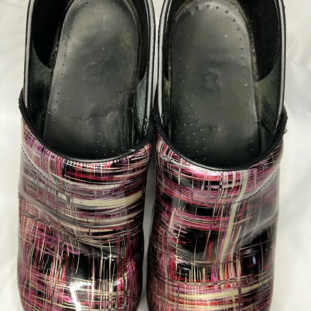 Dansko Professional Nurse Clog Shoes Purple Crosshatch Patent Leather Size 42 - Image 4