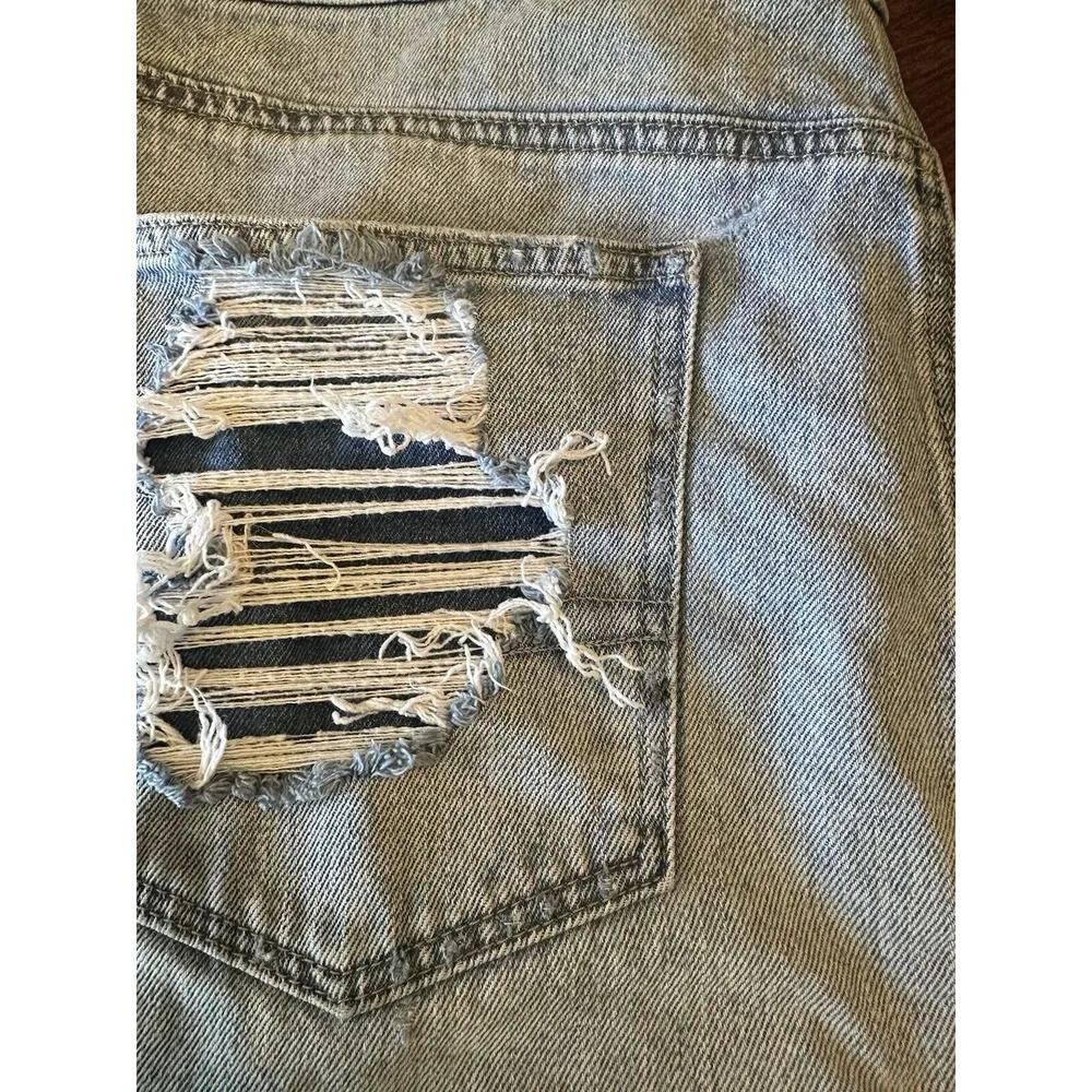 American Eagle Comfort Stretch Waistband Mom Jean Shorts Denim Distressed Sz 16 - Image 10