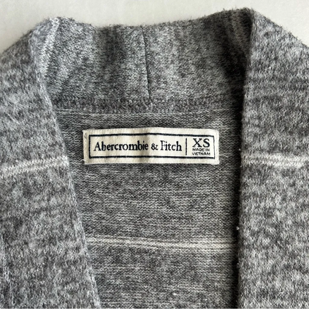 Abercrombie & Fitch Women's Gray Striped Open Front Long‎ Cardigan XS - Image 8