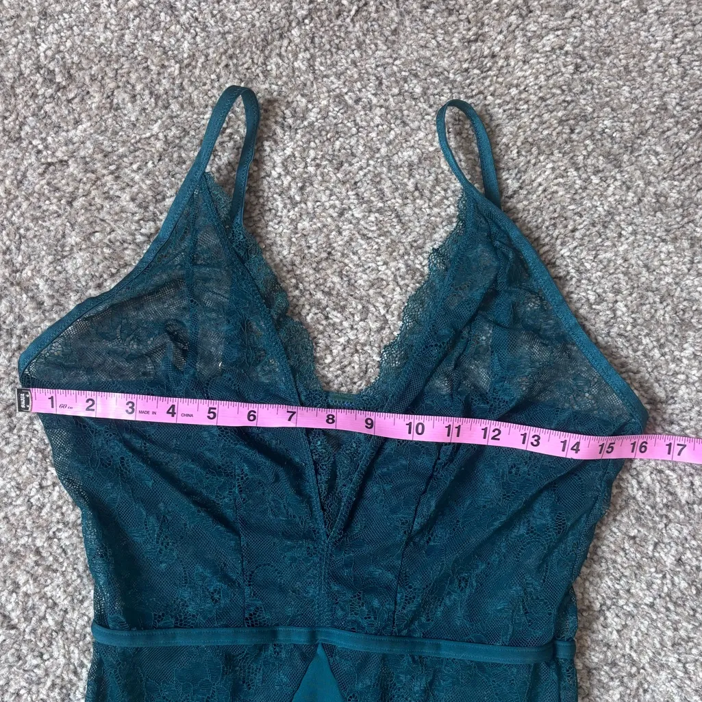 Green Lace Bodysuit Size M - Image 3