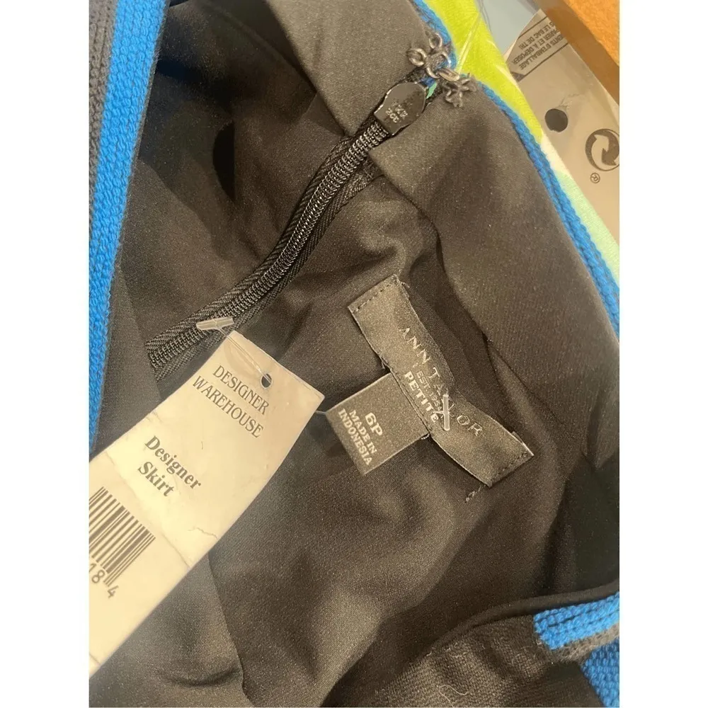 Ann Taylor Petite Mini Skirt​​​​​​​​​​​​​ - Image 8