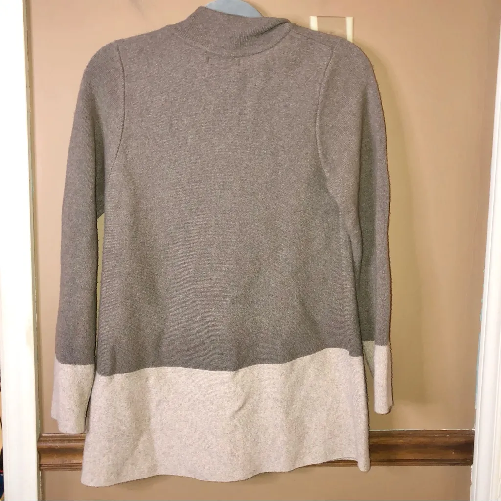 Benedetta B Merino Wool Cashmere Snap Front Cardigan Sweater Grey Tan medium - Image 2