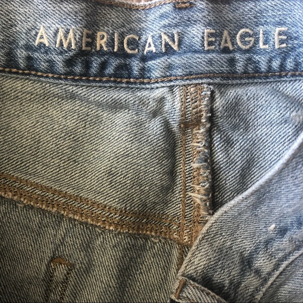 American Eagle 90’s Boyfriend Distressed Button Fly Jean Shorts Z30 - Image 5