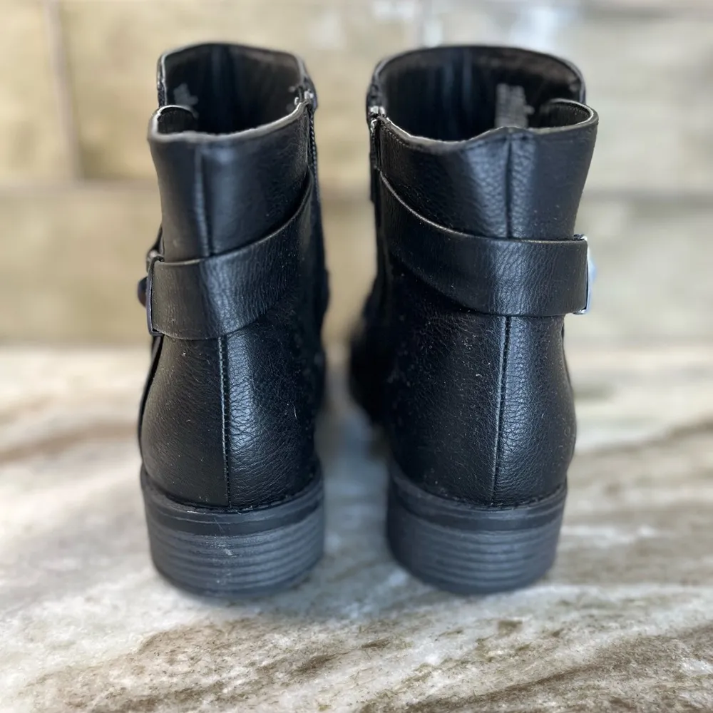 Croft & Barrow Ortholite black booties - Image 3