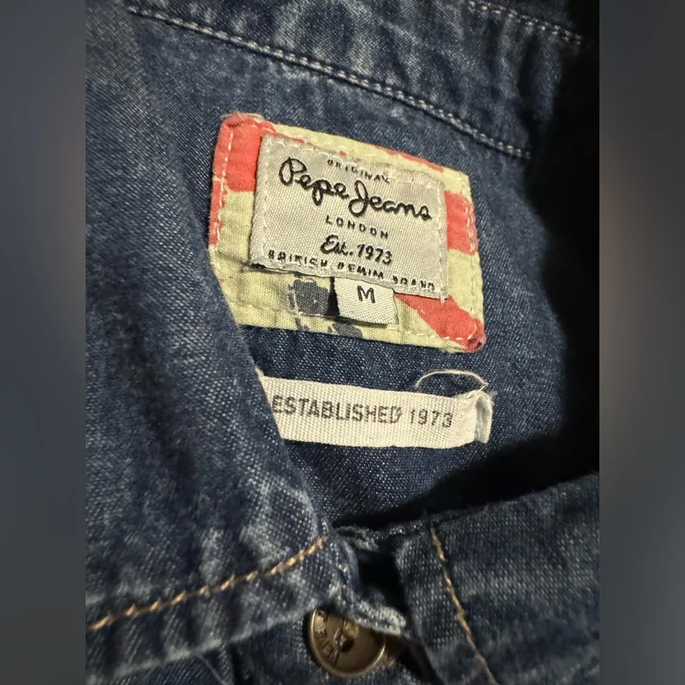 EUC Pepe Jeans Blue Button Down Shirt with pockets size medium - Image 5