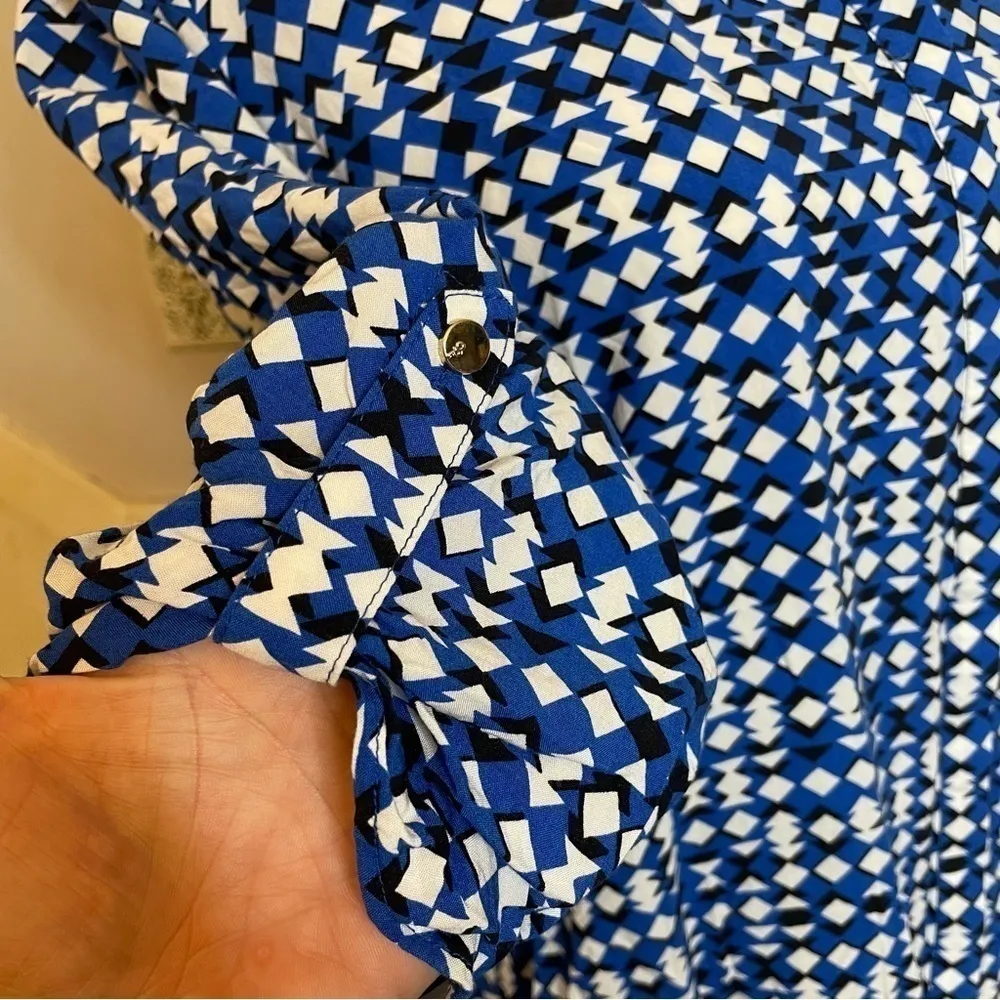 Cynthia Rowley Blue Patterned Long Sleeve Blouse - Image 4