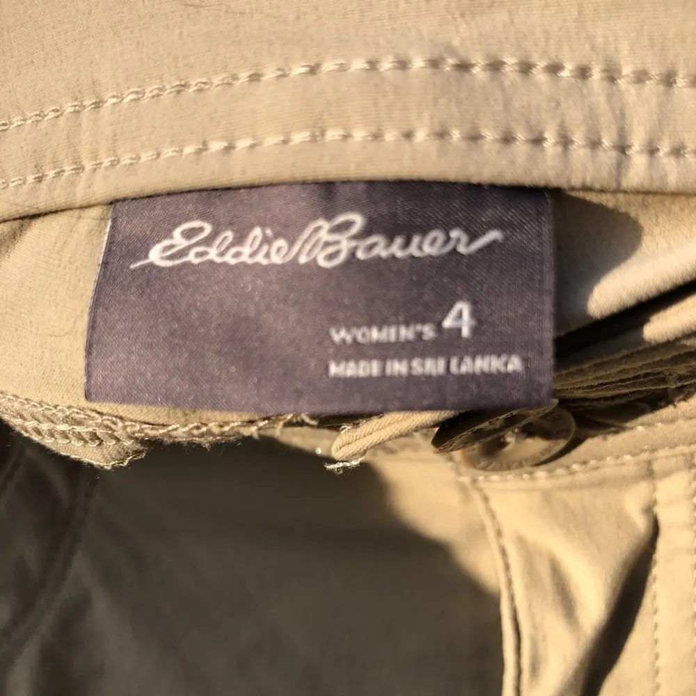 Eddie Bauer Ladies' 4” Summer Trail Stretch Beige Cargo Shorts 4 - Image 9