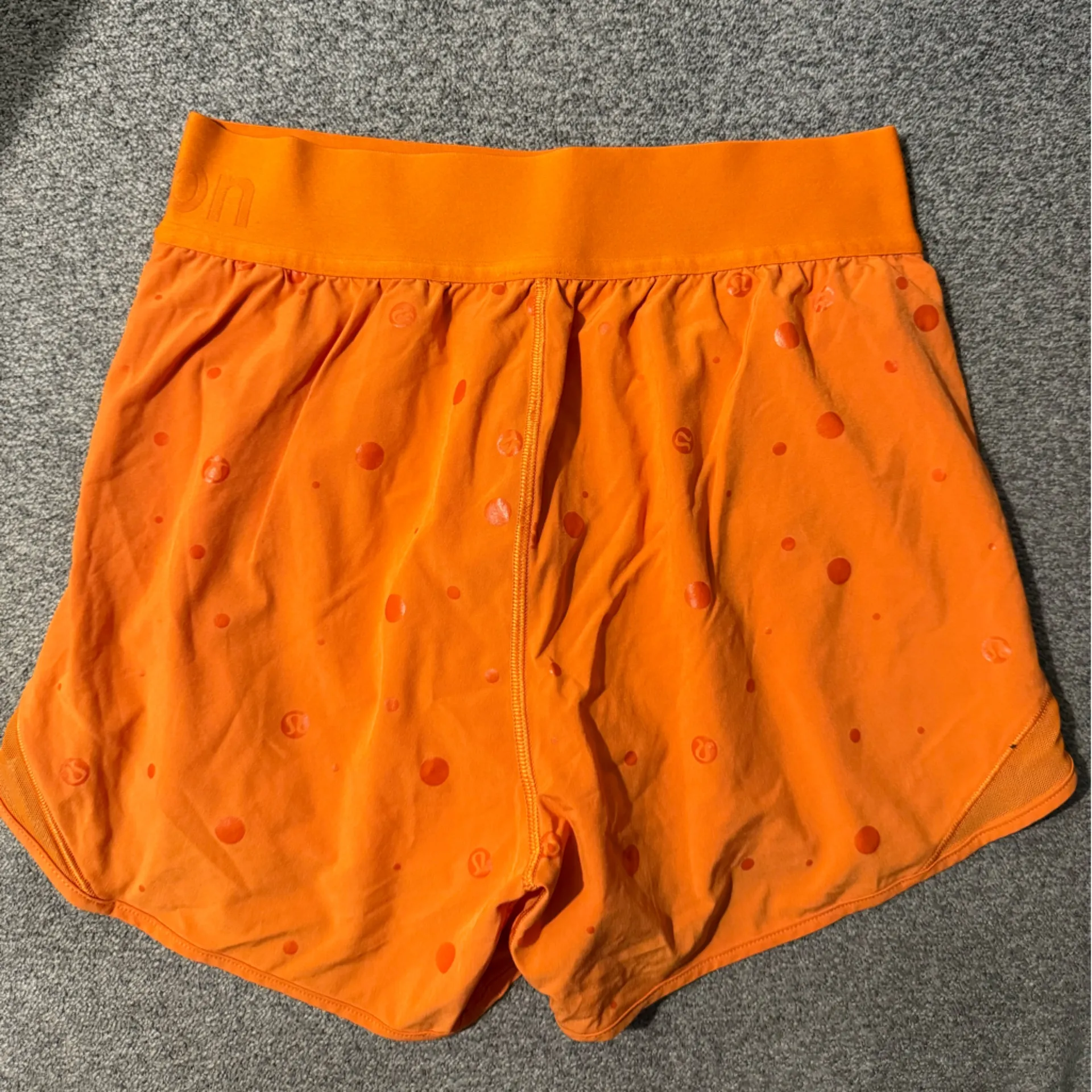 Lululemon Hotty Hot Short 4" *Logo
Poco Logo Foil Amber Orange Size 4 - Image 6