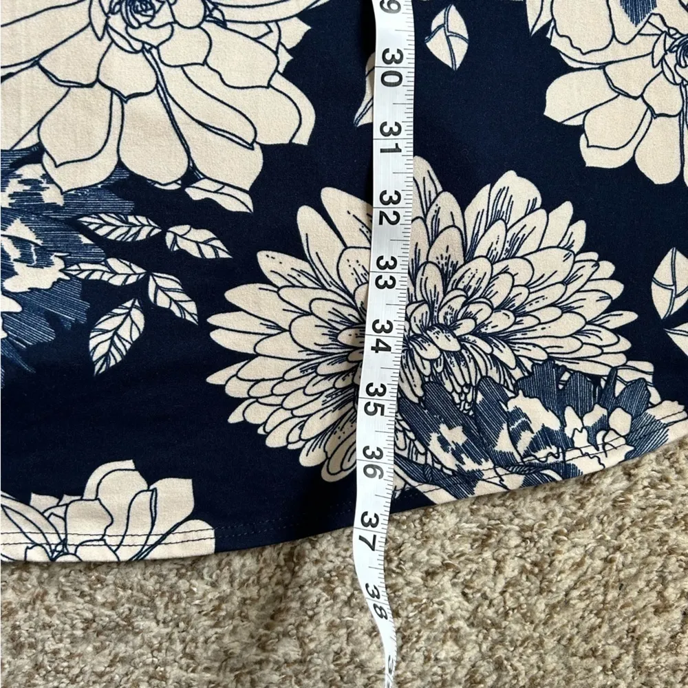 🦋C’est La Vie Blue Cream Floral Fit N Flare Mid Sleeve Mini Dress Medium Stretch - Image 6