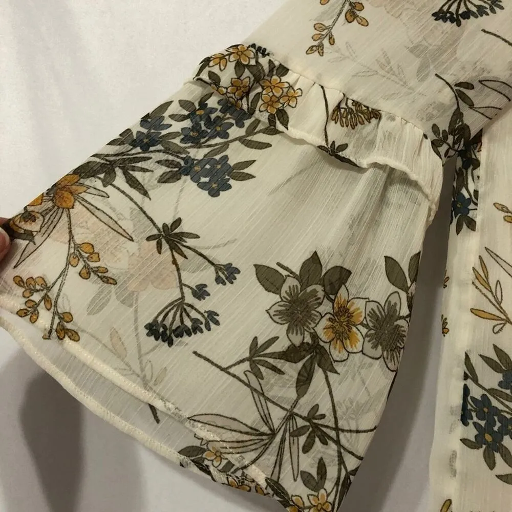 Banana Republic Cream Floral Bell Sleeve Blouse Women XS Tiered Romantic Cottage - Image 4