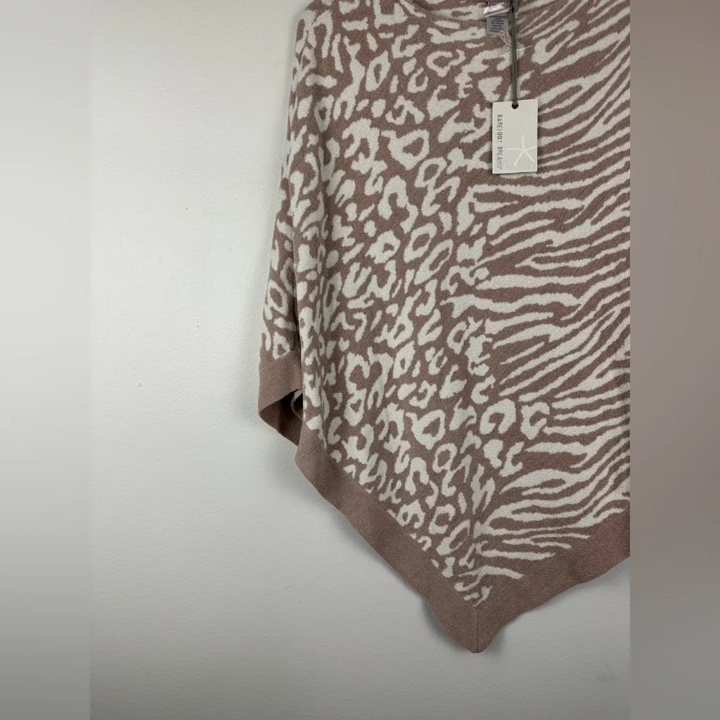 Barefoot Dreams Animal Print Ocean Breeze Poncho Ultra Lite Cozy Soft NWT OS - Image 3