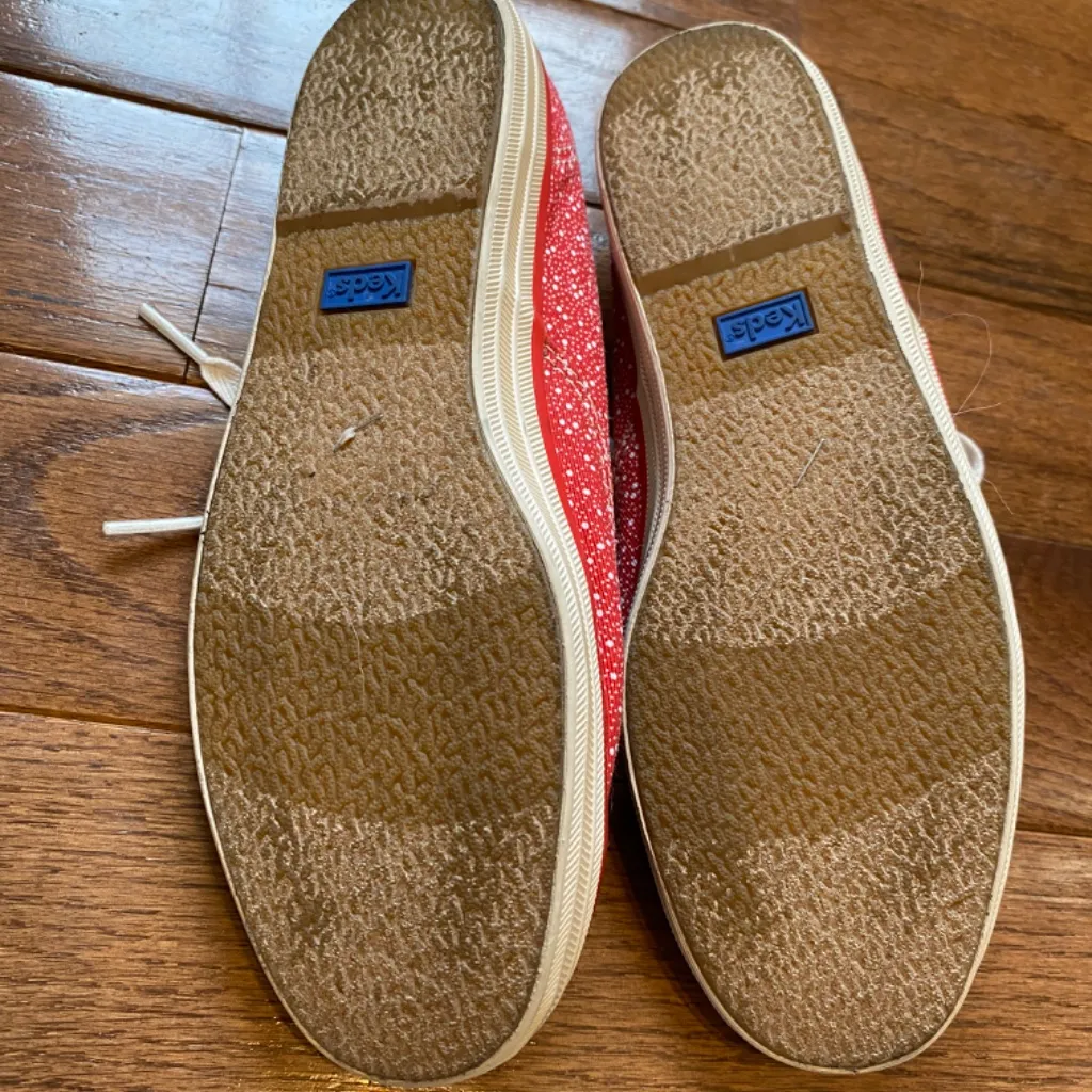 Keds Red and White Polka Dot Sneakers - Image 4