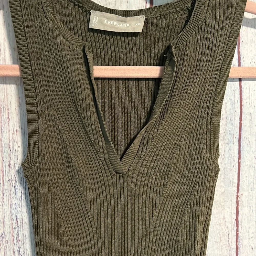 NWOT Everlane The Ribbed Cutaway Tank - Image 5