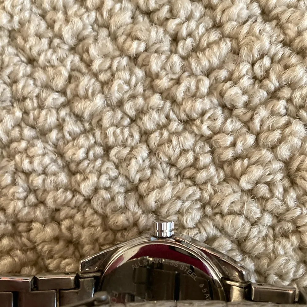 Fossil Stainless Steel Watch Silver Women’s Chain Link Style Jewel Encrusted - Image 7