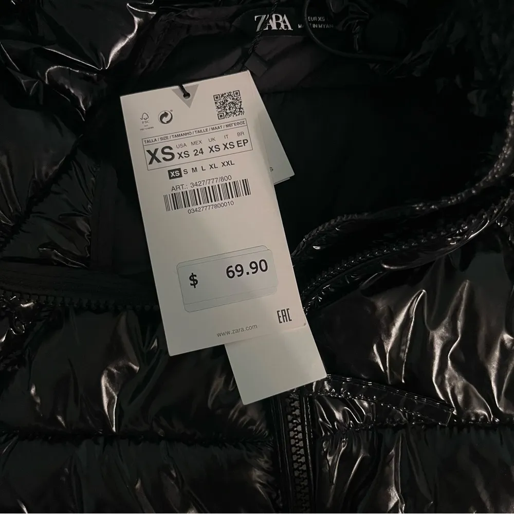 NWT Zara Black Puffer Jacket Size XS - Image 2