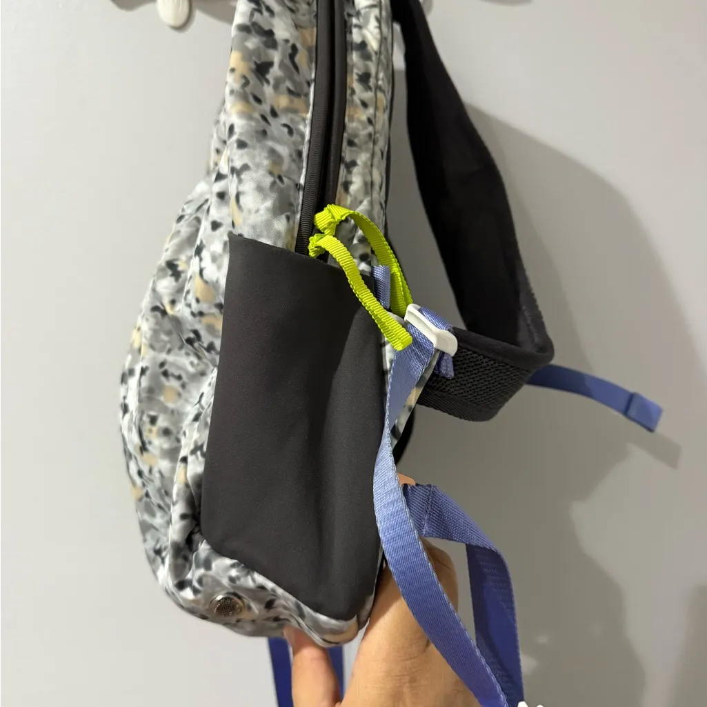 Rare Lululemon‎ Run From Work Backpack Not So Petite Fleur Silver Spoon Camo K - Image 5