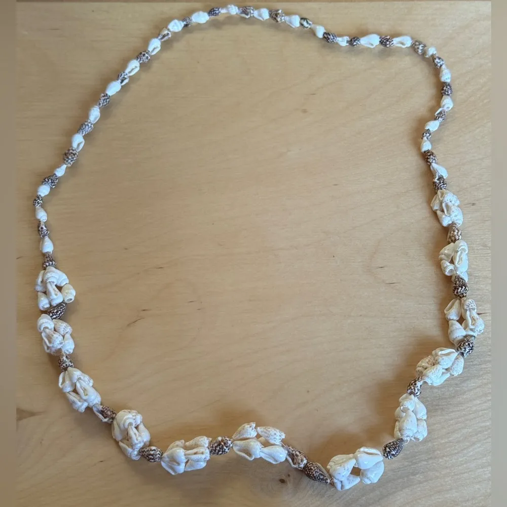 Beaded Shell Necklace with Cream and Brown Accents - Image 3