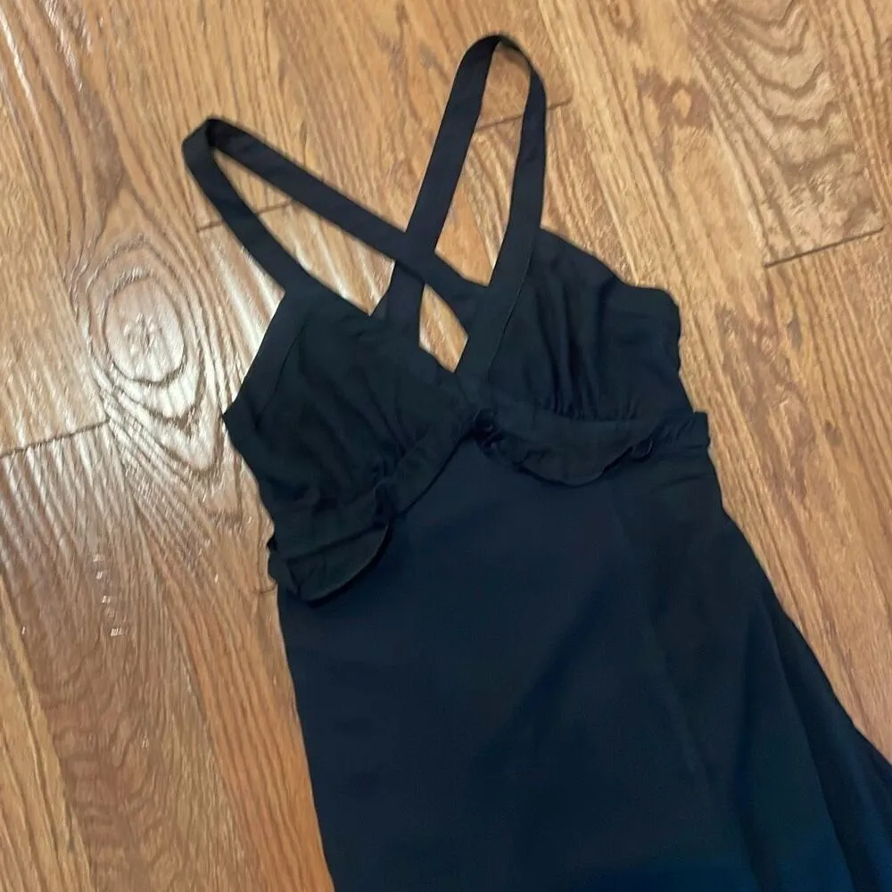 Forever 21 black ruffled cross back maxi dress small - Image 7