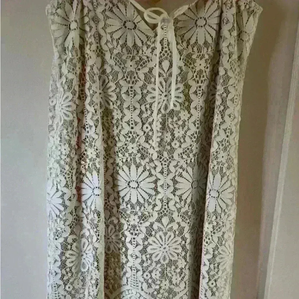 Beautiful urban outfitters  cream mini spaghetti strap lace dress scandi girl - Image 3
