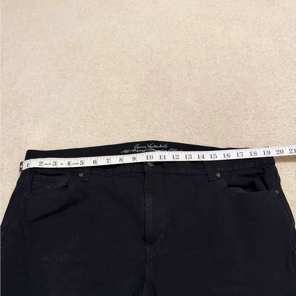 Gloria Vanderbilt Amanda All-Around Slimming Effect Black Pants in 16W Average - Image 4