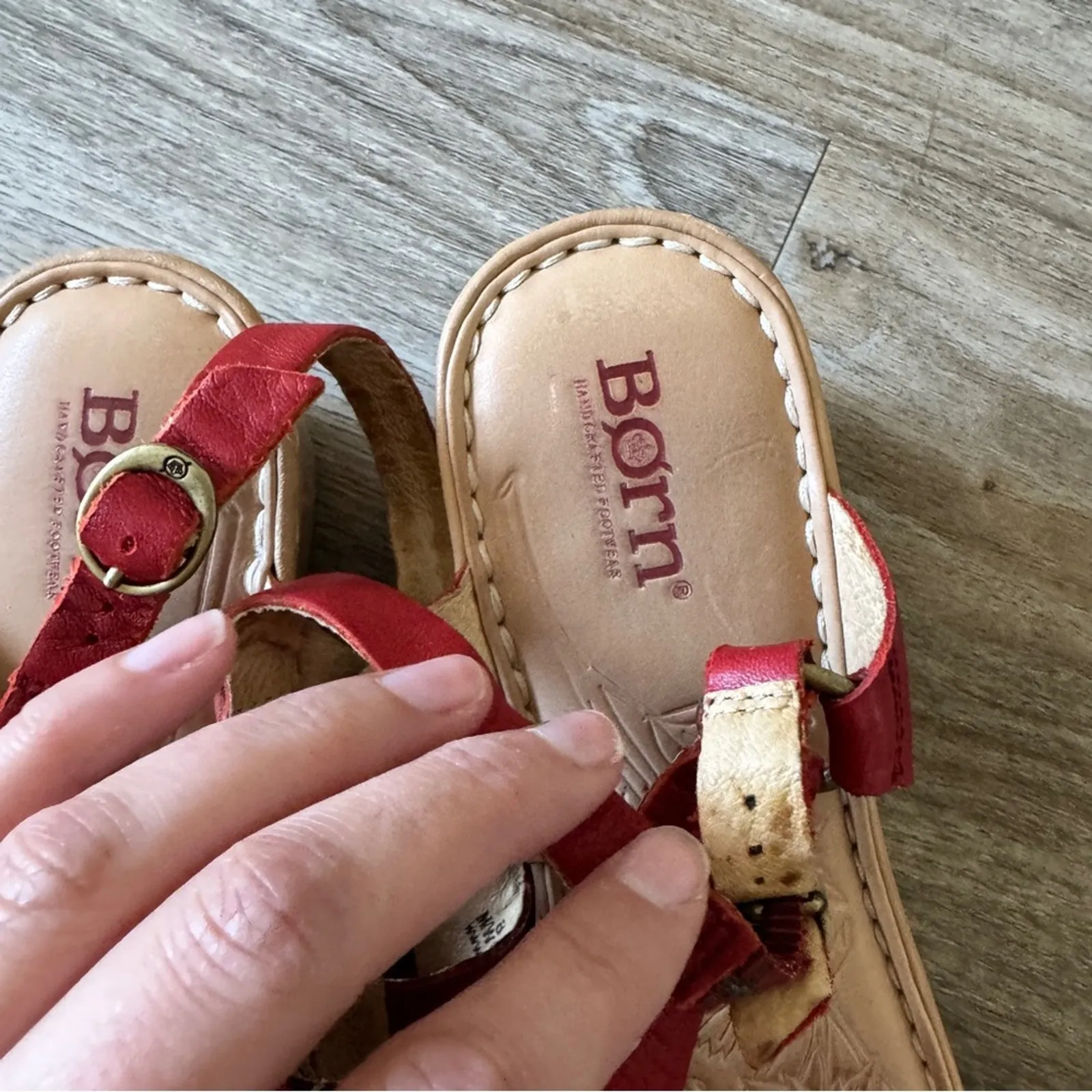 Born Red Leather Thong Platform Sandals Womens 8 Beachy Summer Casual Shoes - Image 8