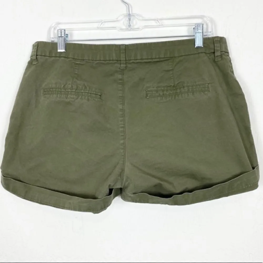 Old Navy Olive Green Chino Shorts - Image 2