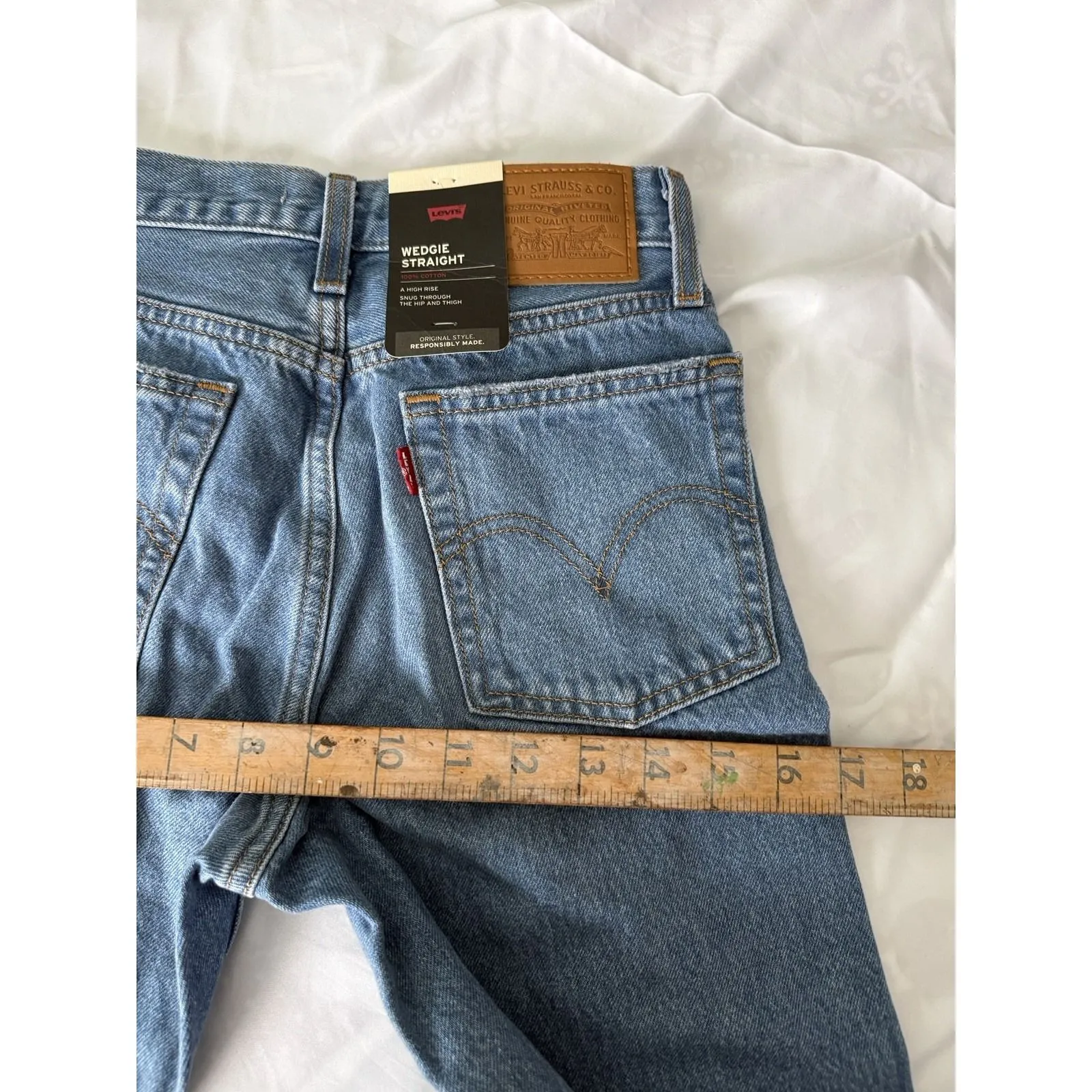 Levis Wedgie Straight Jeans Womens 23 Blue Denim Cotton Stretch Mid Rise 23x26 - Image 8