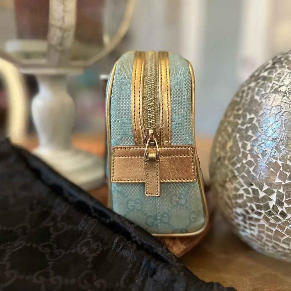 Gucci GG emerald blue and gold handbag - Image 3