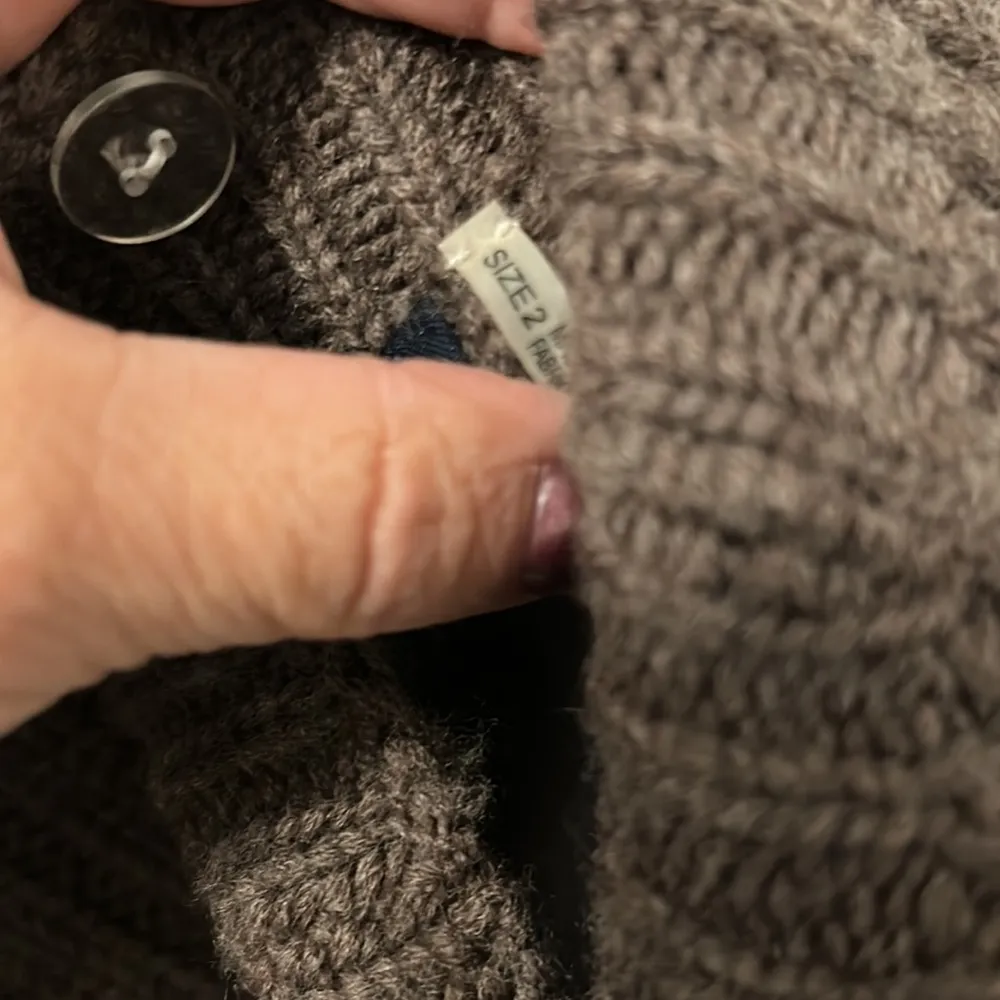 Merino Wool Cableknit Poncho - Image 6