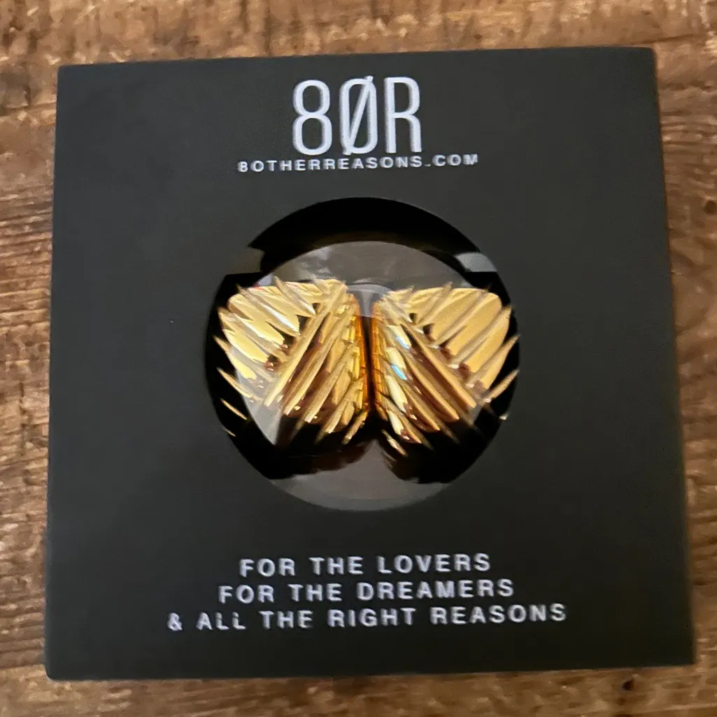 Revolve 8 OTHER REASONS SQUARE STUD EARRING NWT - Image 2